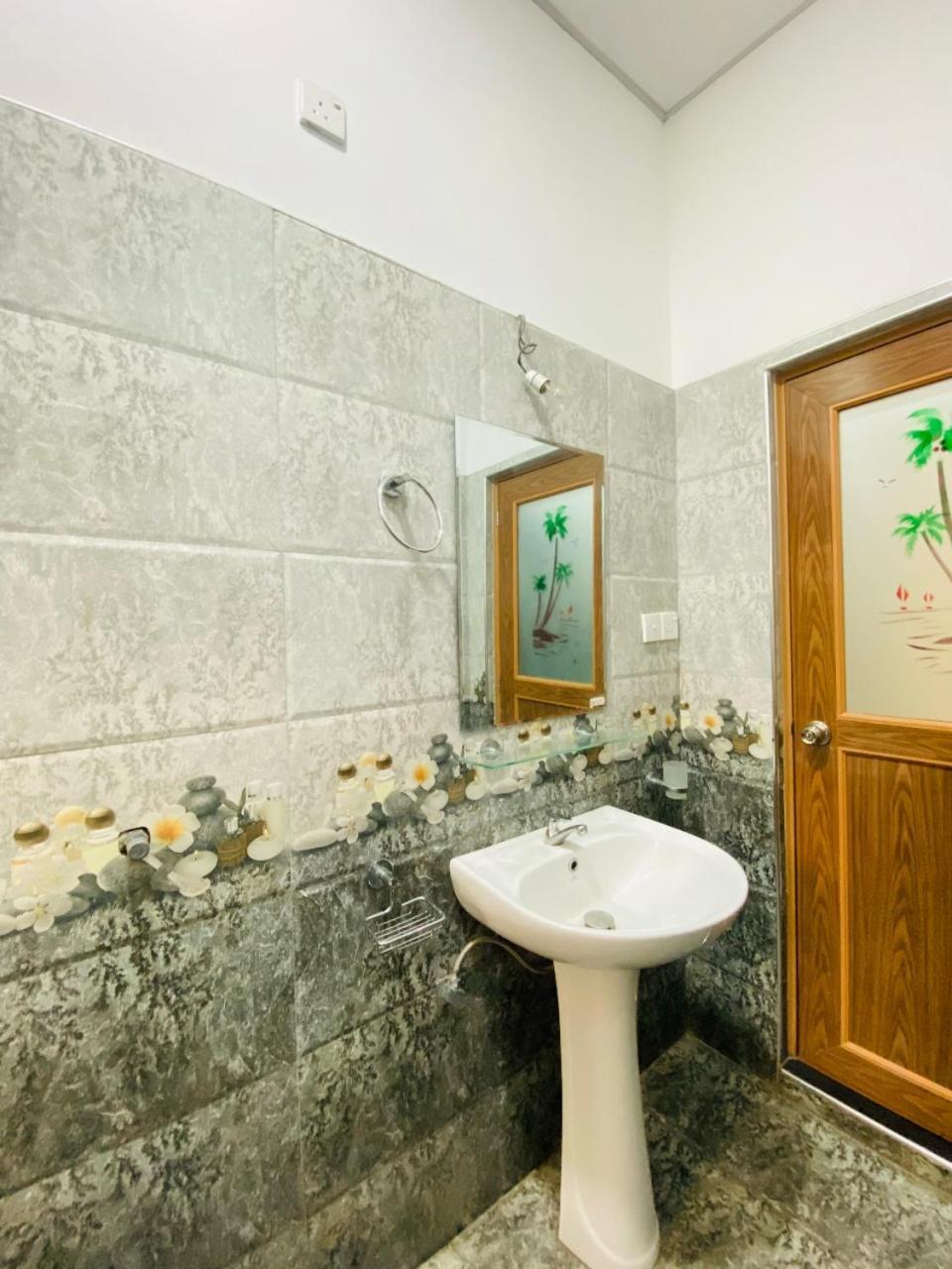 Silverline Guest House Anuradhapura Zimmer foto
